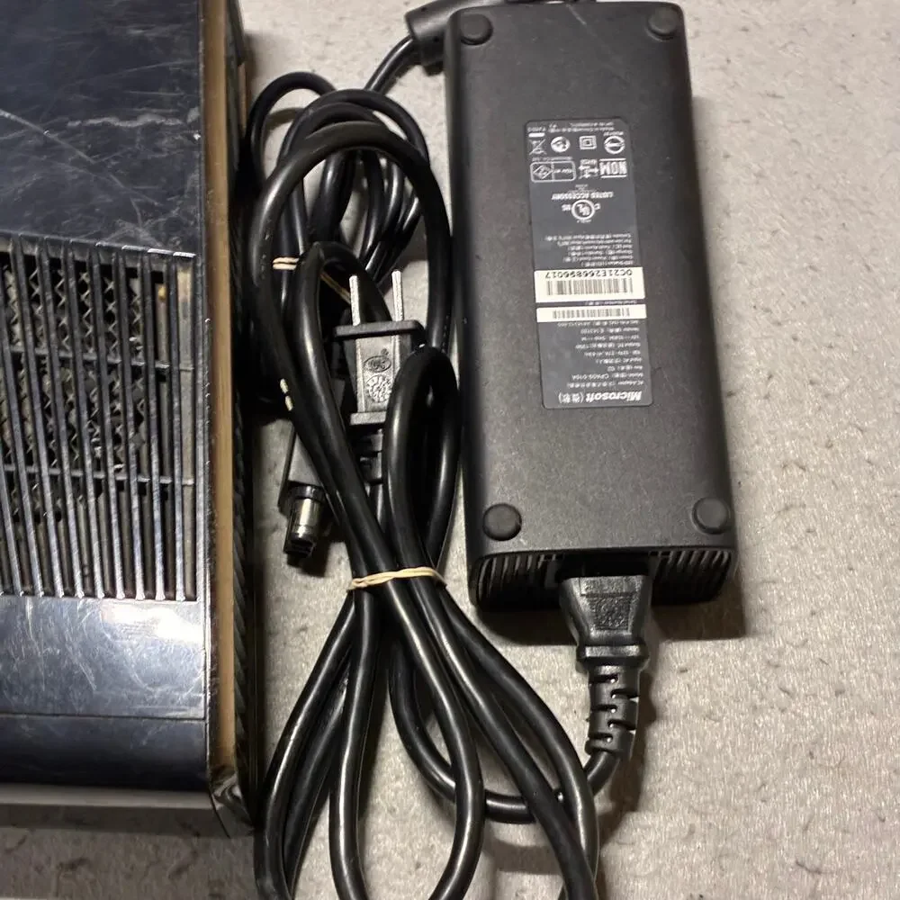 Xbox 360 Slim Bundle